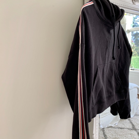 TNA (the iconic) hoodie - Picture 3 of 4